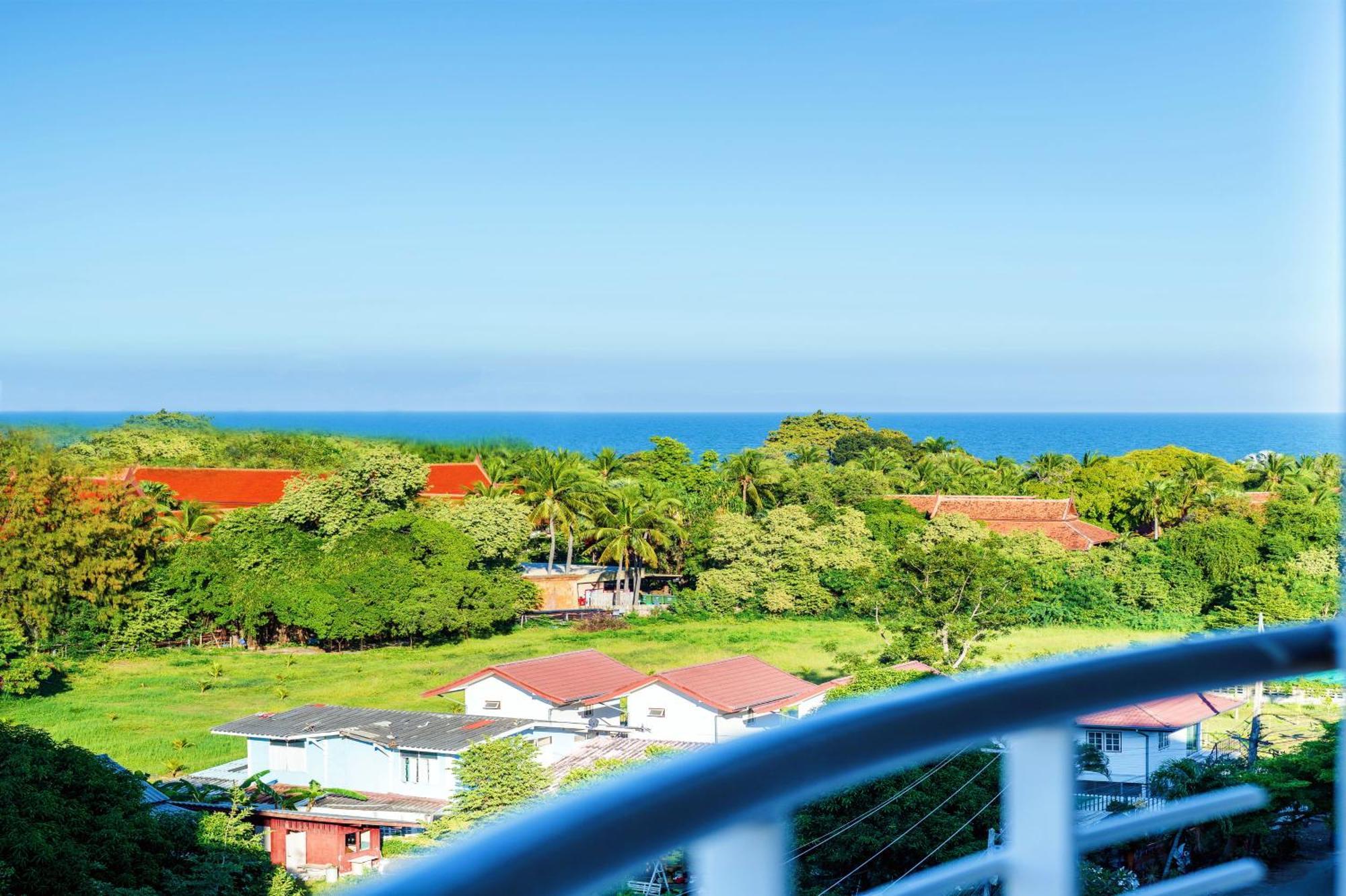 First Hua Hin - Happy Rent Apartman Szoba fotó